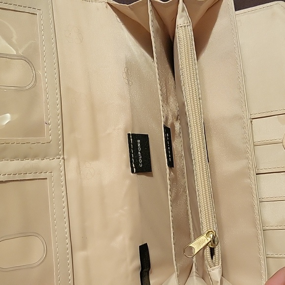 Wallet - Picture 3 of 3